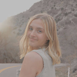 Meet your Posher, Ella